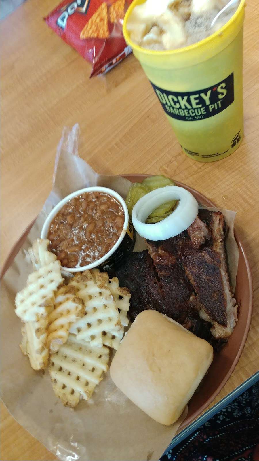 Dickeys Barbecue Pit | 9000 N Skyview Ave, Kansas City, MO 64154, USA | Phone: (816) 505-3900