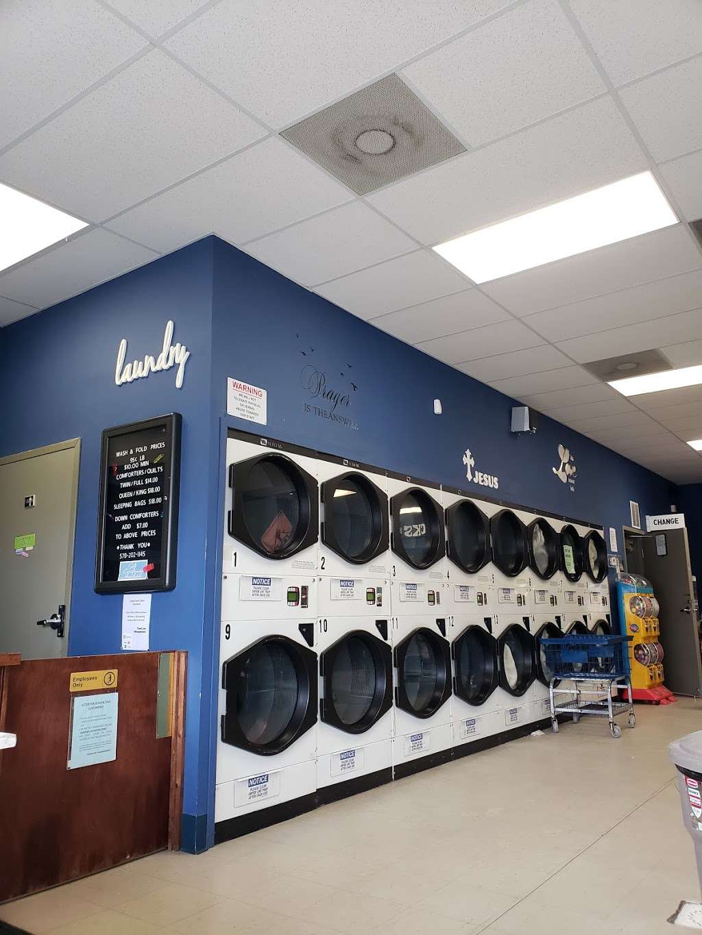 Sudz Your Dudz Laundromat | 5224 Milford Road Marshalls Square Plaza, across from Ceasars Pocono Palace, East Stroudsburg, PA 18301 | Phone: (570) 202-1145