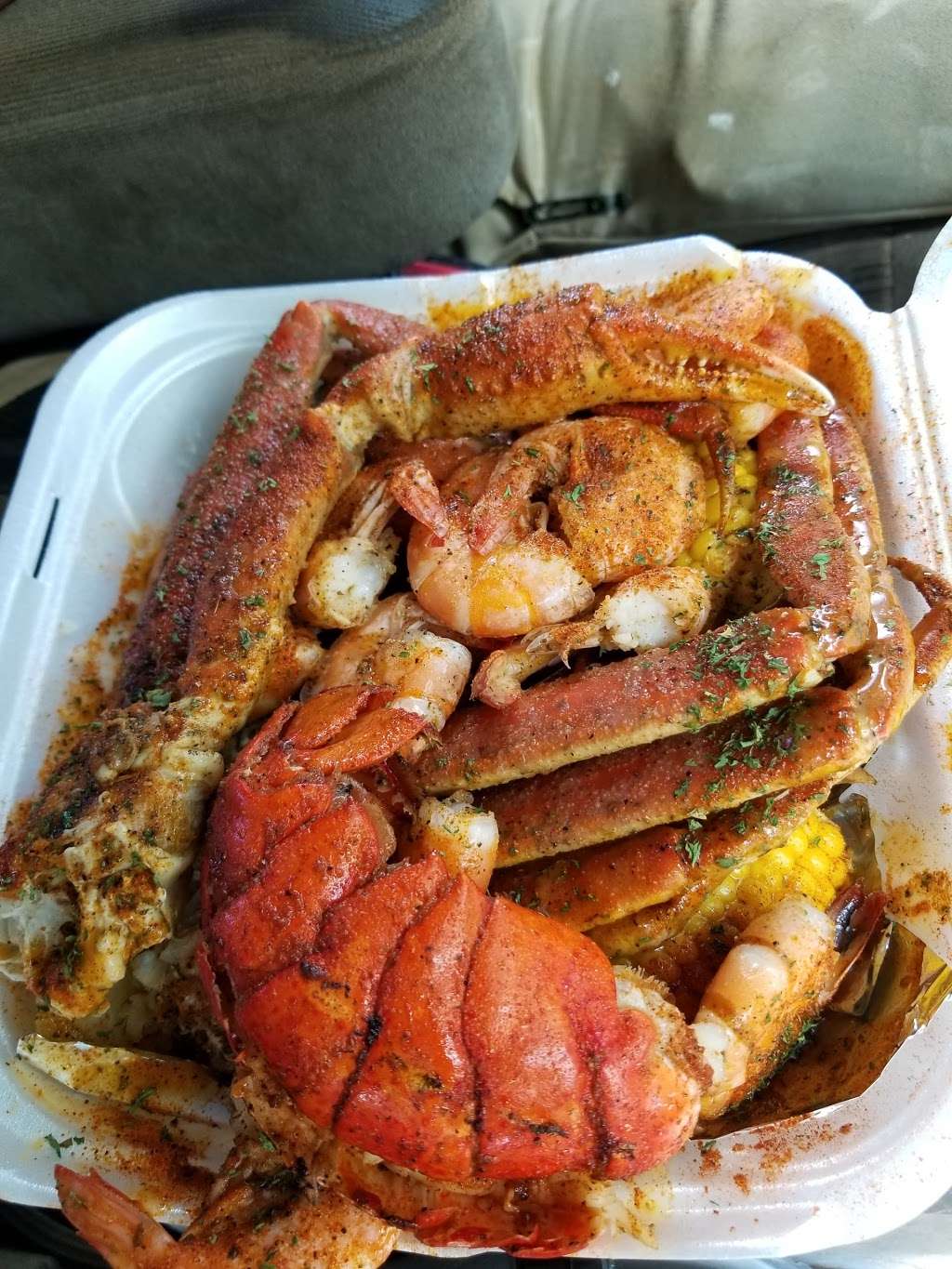 Mr 3s Crab Pot | 401 Bradford Dr, Charlotte, NC 28208, USA | Phone: (980) 237-1626