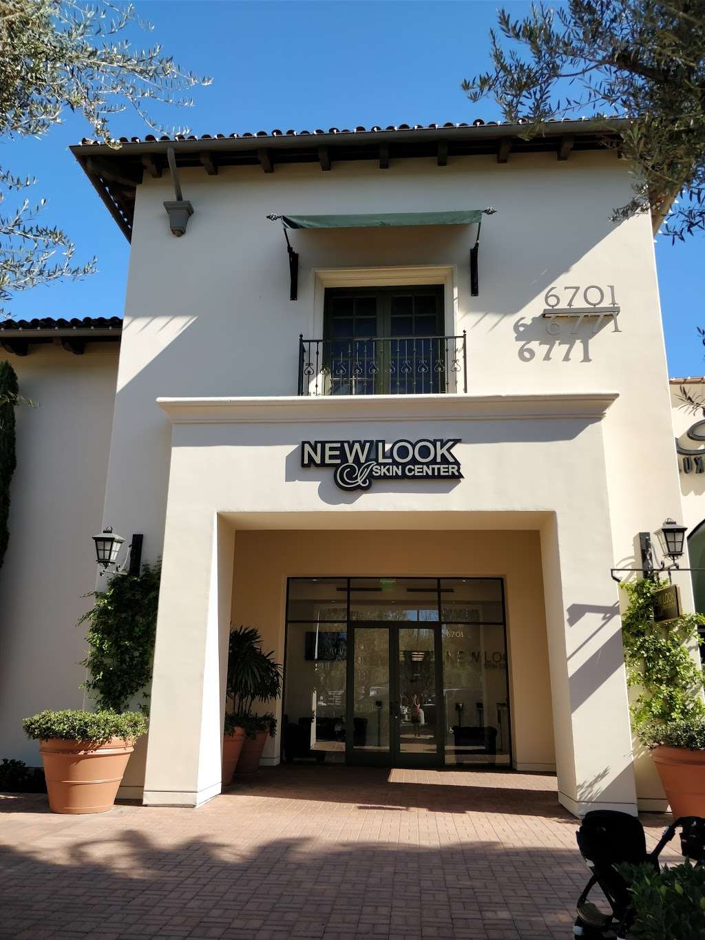 New Look Skin Center | 6701 Quail Hill Pkwy, Irvine, CA 92603 | Phone: (877) 628-5005