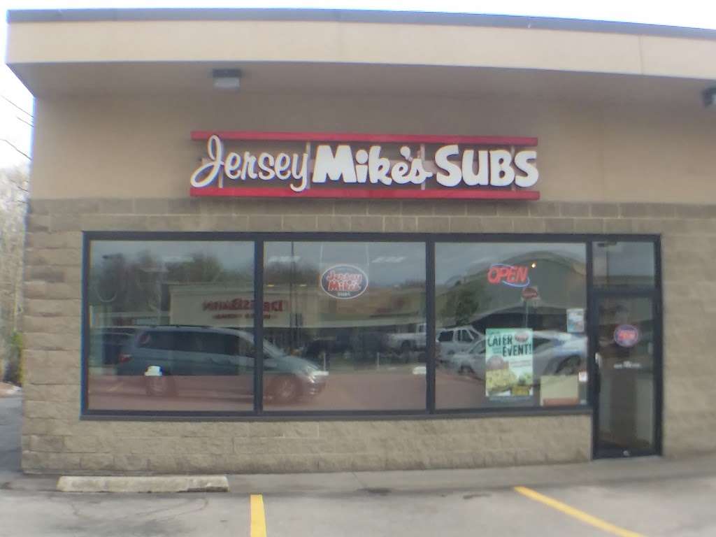 Jersey Mikes Subs | 325 New State Highway Rt. 44, Raynham, MA 02767, USA | Phone: (508) 823-1006