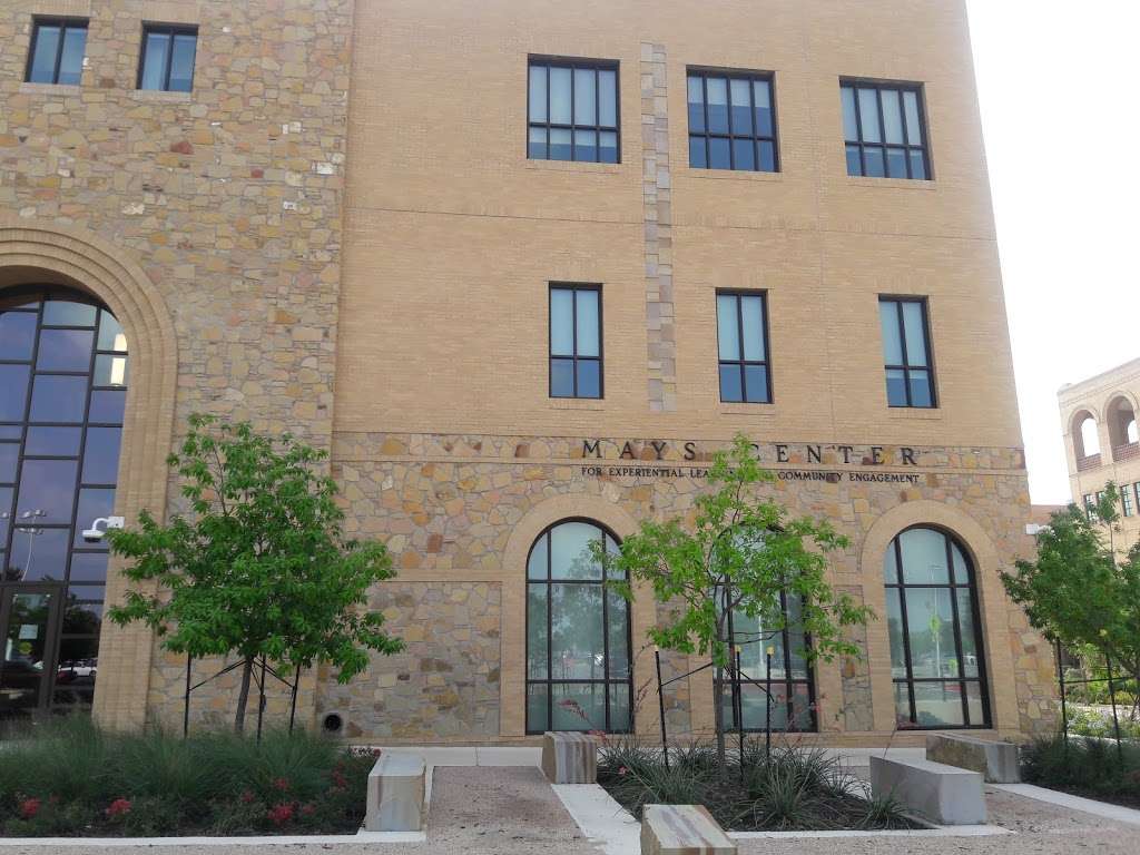 Science & Technology Building | One, University Way, San Antonio, TX 78224, USA | Phone: (210) 784-1000
