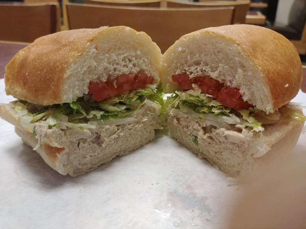Jersey Mikes Subs | 1190 W Sunset Dr, Waukesha, WI 53189, USA | Phone: (262) 278-4070