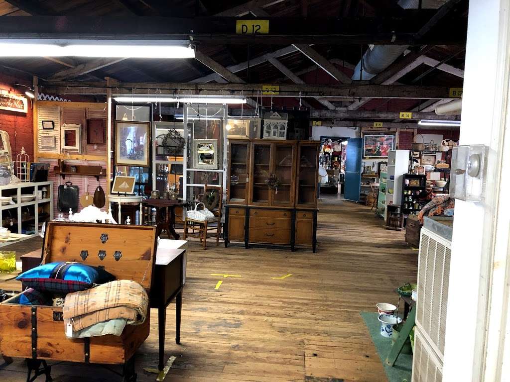 Seneca Cannery Antiques | 201 St John St # 2, Havre De Grace, MD 21078, USA | Phone: (410) 942-0701