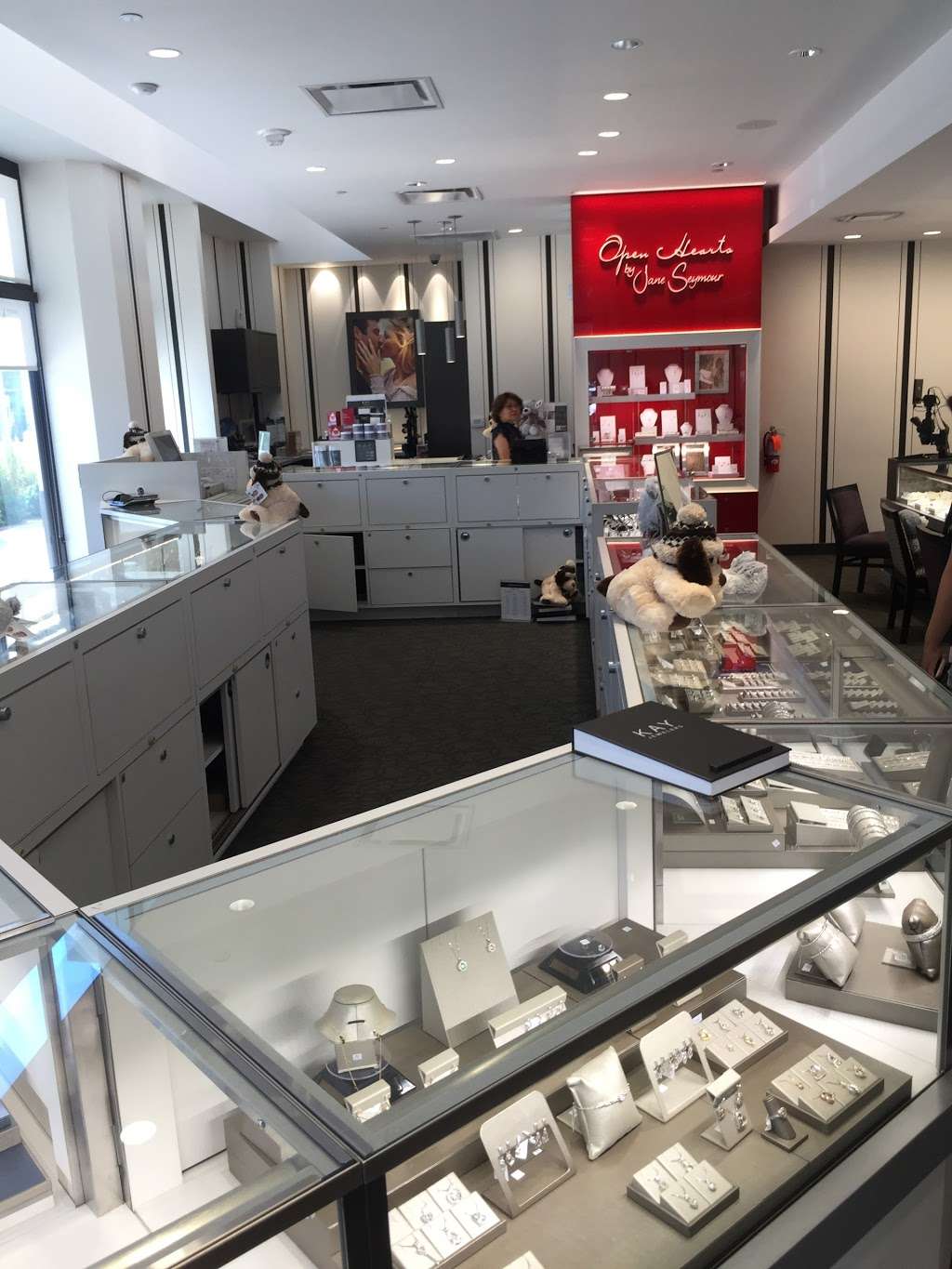 Kay Jewelers | 2115 Festival Plaza Dr Ste N100, Las Vegas, NV 89135, USA | Phone: (702) 228-0006