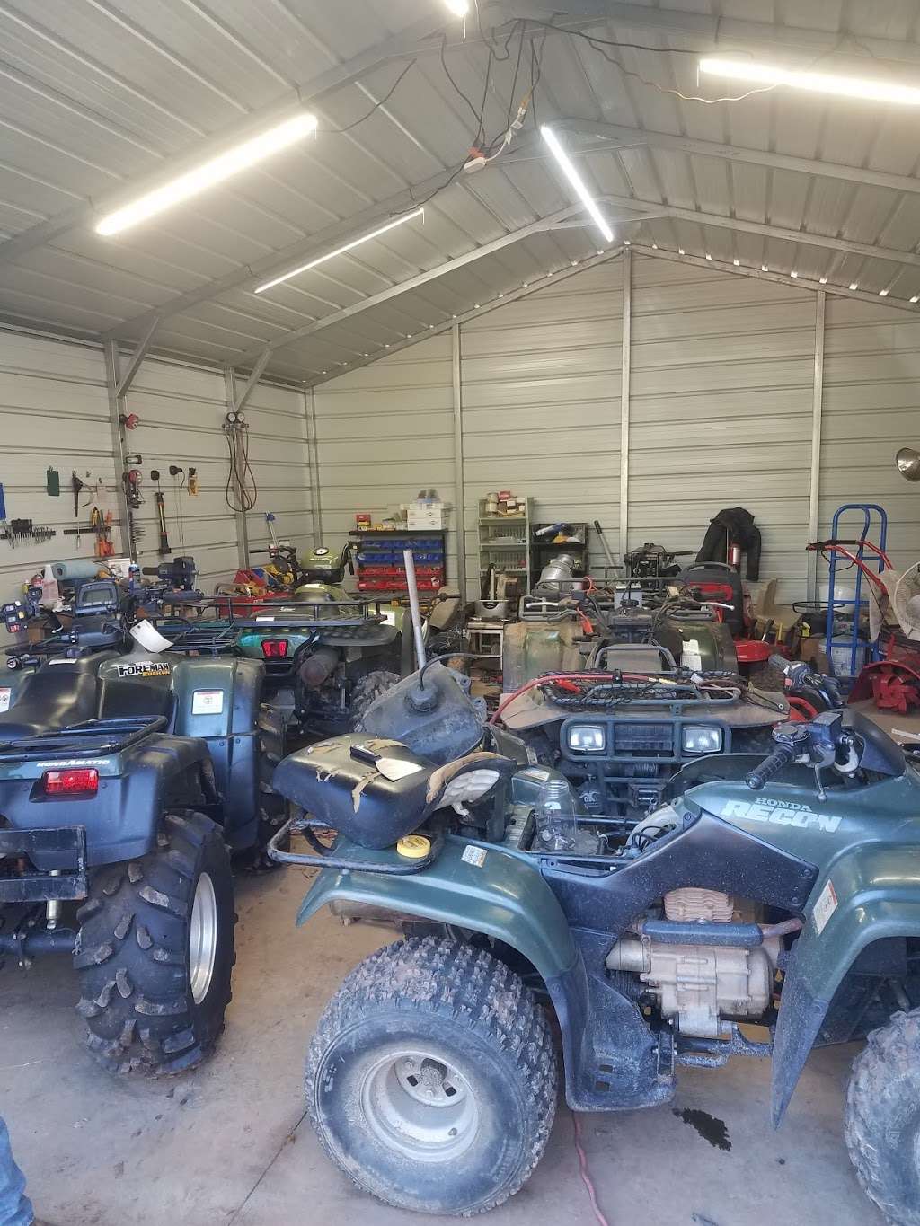 Kelley Small Engine, LLC | 1377 Woodmere Ln, Clover, SC 29710 | Phone: (803) 810-0224