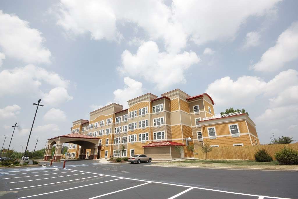 Crown Senior Living | 7960 Shadeland Ave, Indianapolis, IN 46250 | Phone: (317) 376-4639