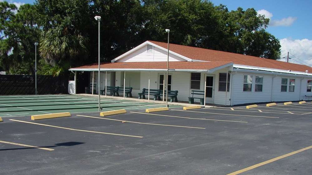 Imperial Manor Mobile Home Terrace | 1 W Imperial Dr, Lakeland, FL 33815, USA | Phone: (863) 683-2556