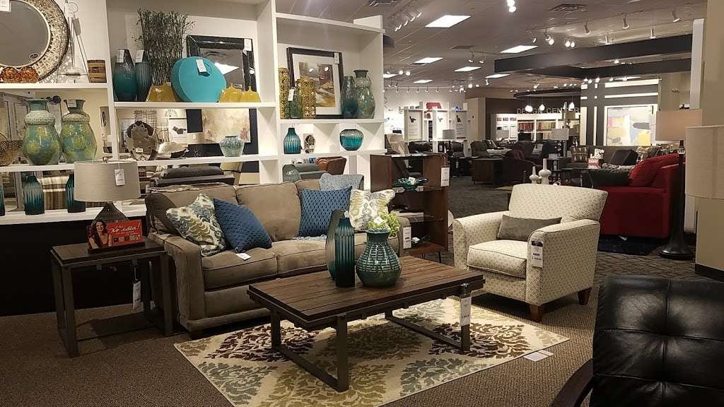 La-Z-Boy Home Furnishings & Décor | 10070 Reisterstown Rd, Owings Mills, MD 21117, USA | Phone: (410) 356-4982