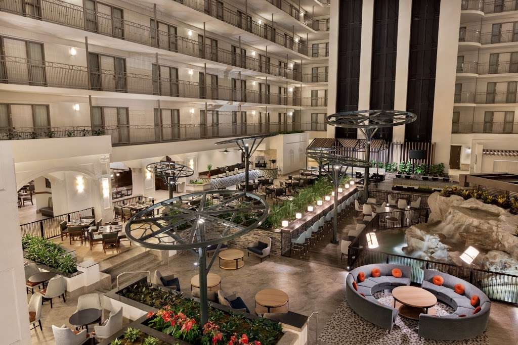 Embassy Suites by Hilton Dallas DFW Airport South | 4650 W Airport Fwy, Irving, TX 75062, USA | Phone: (972) 790-0093