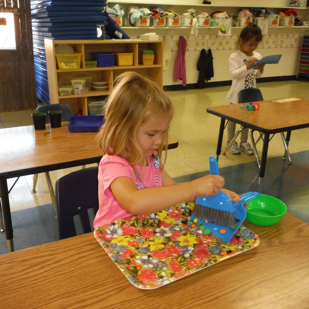 Casa Dia Montessori of Mehlville | 610 Kinswood Ln, St. Louis, MO 63129, USA | Phone: (314) 892-4446