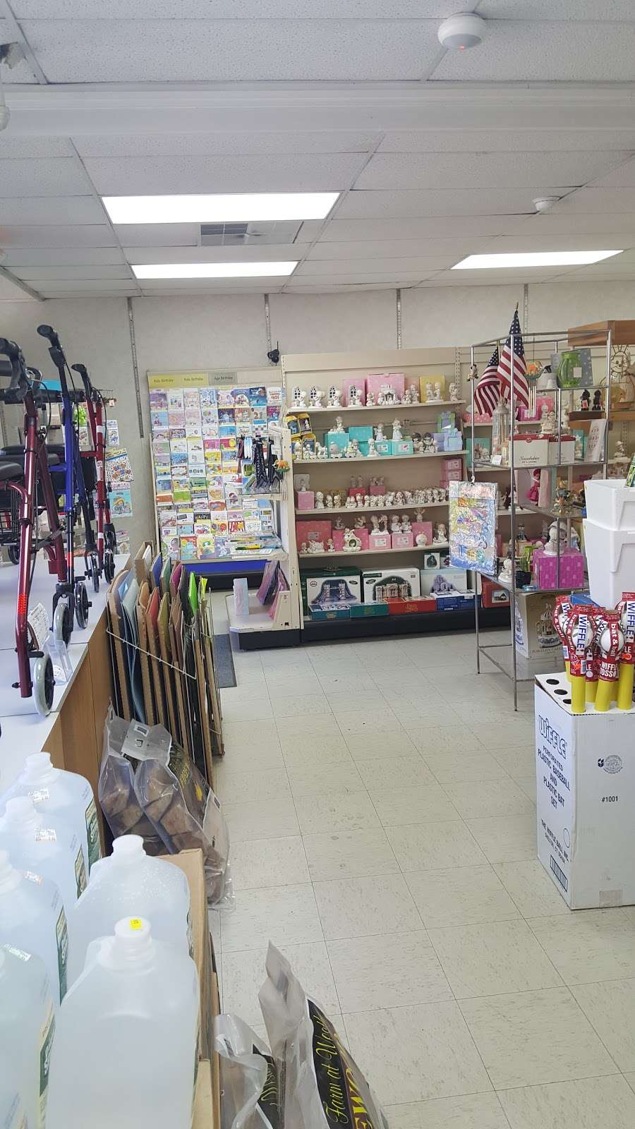 Family Drug Shop | 19 Main St, Branchville, NJ 07826, USA | Phone: (973) 948-3170