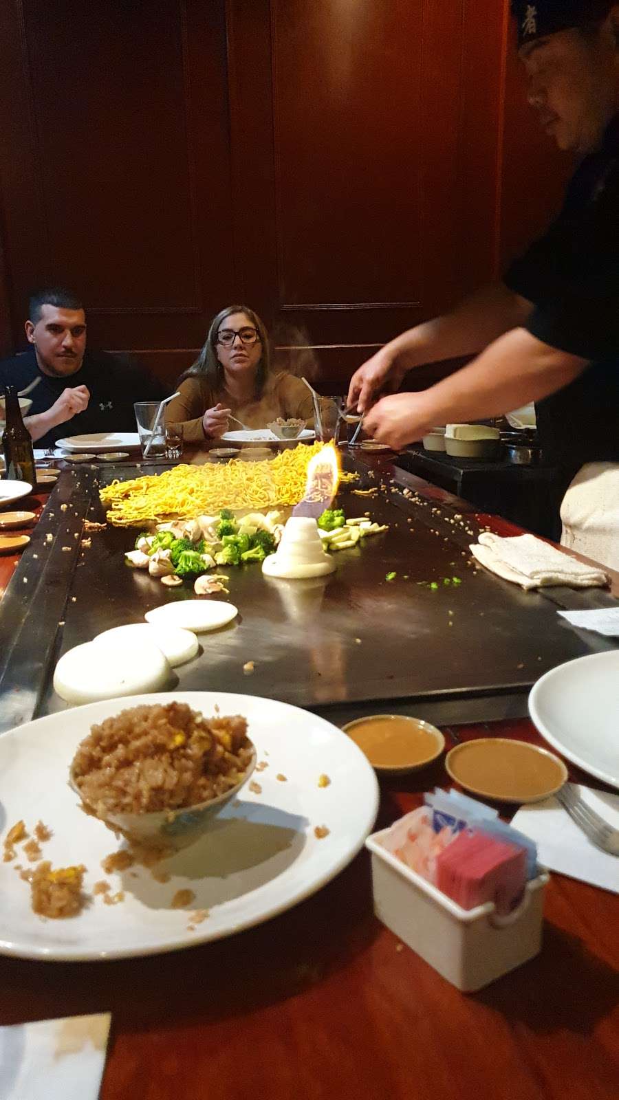 Izumi Hibachi Steak House | 517 NJ-23, Wayne, NJ 07470, USA | Phone: (973) 628-1888