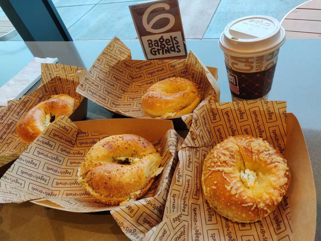 Bagels n Grinds College Park | 7777 Baltimore Ave suite a, College Park, MD 20740, USA | Phone: (240) 582-5475