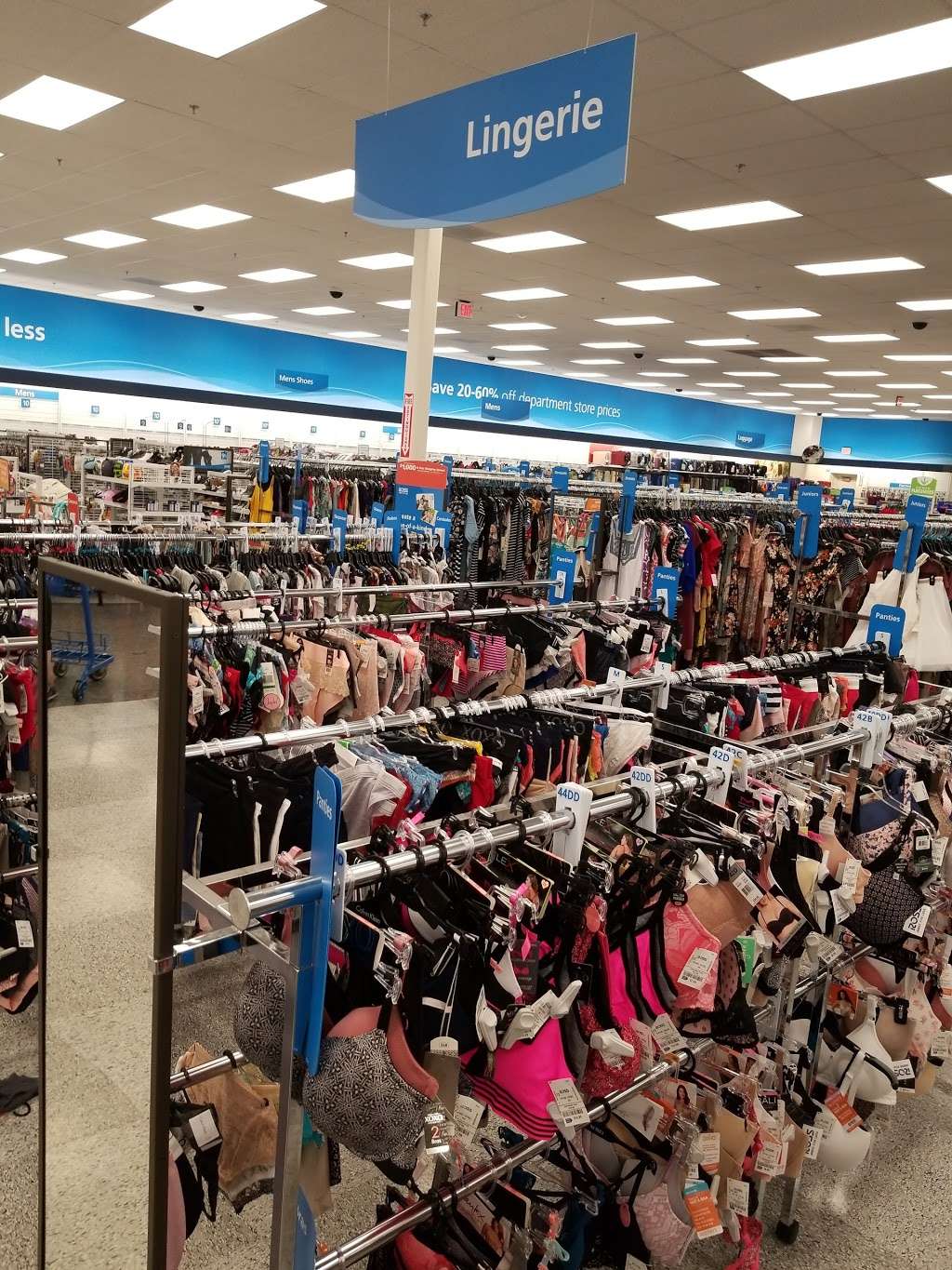 Ross Dress for Less | 10950 W Charleston Blvd, Las Vegas, NV 89135, USA | Phone: (702) 240-3384