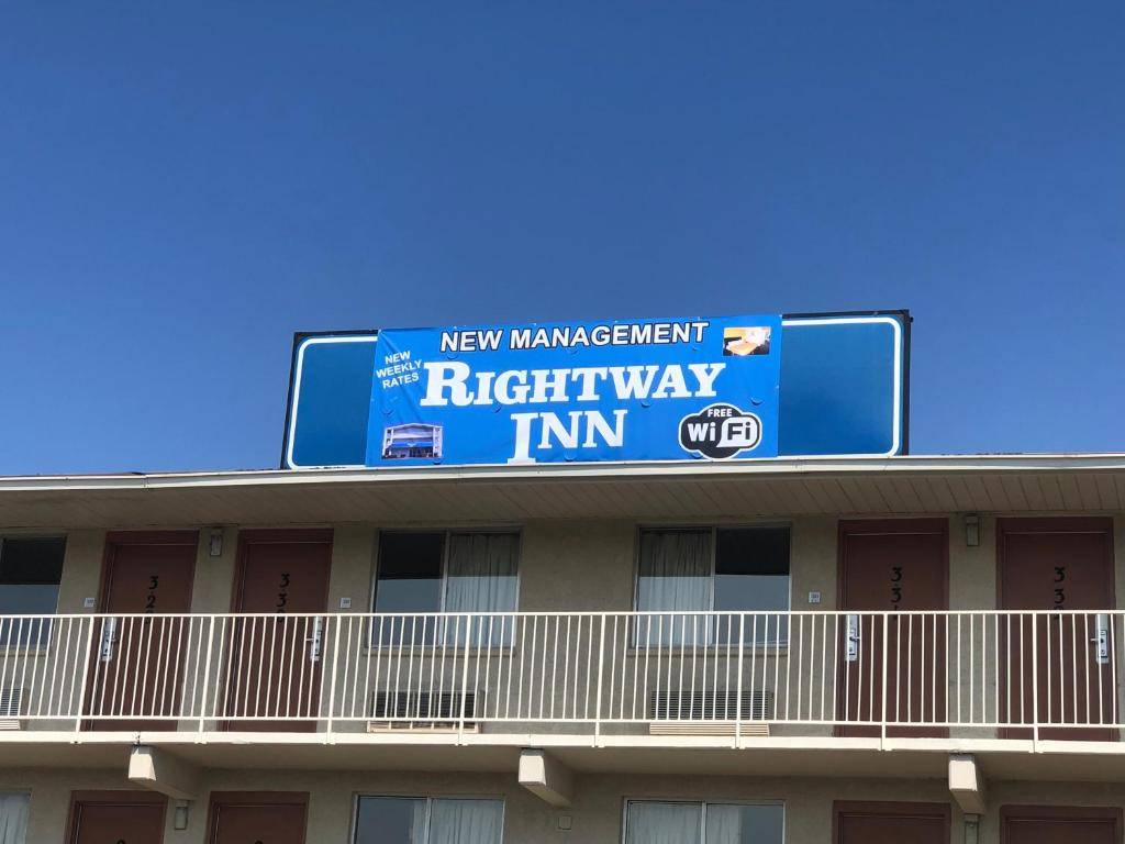 Rightway Inn (1040707) | 5701 Iliff Rd NW, Albuquerque, NM 87105, USA | Phone: (505) 352-0644