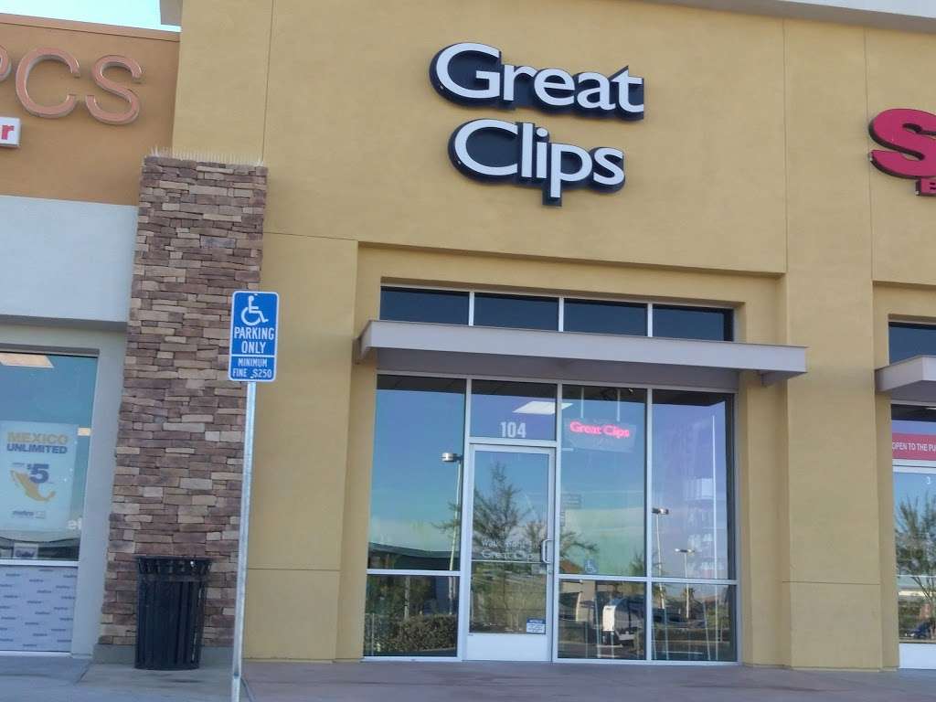 Great Clips | 12274 Palmdale Rd Ste 104, Victorville, CA 92392, USA | Phone: (760) 955-7800