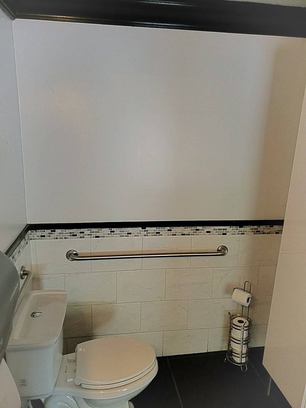 The Barber Mansion | 6015 State Ave, Kansas City, KS 66102, USA | Phone: (913) 334-7996