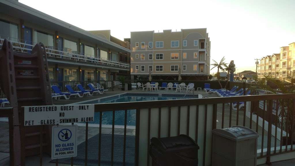 Beach Colony Motel | 500 E Stockton Rd, Wildwood Crest, NJ 08260, USA | Phone: (609) 522-4037