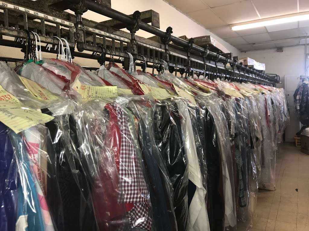 Sharpstown Cleaners & Alteration | 7616 Clarewood Dr, Houston, TX 77036, USA | Phone: (713) 774-6771