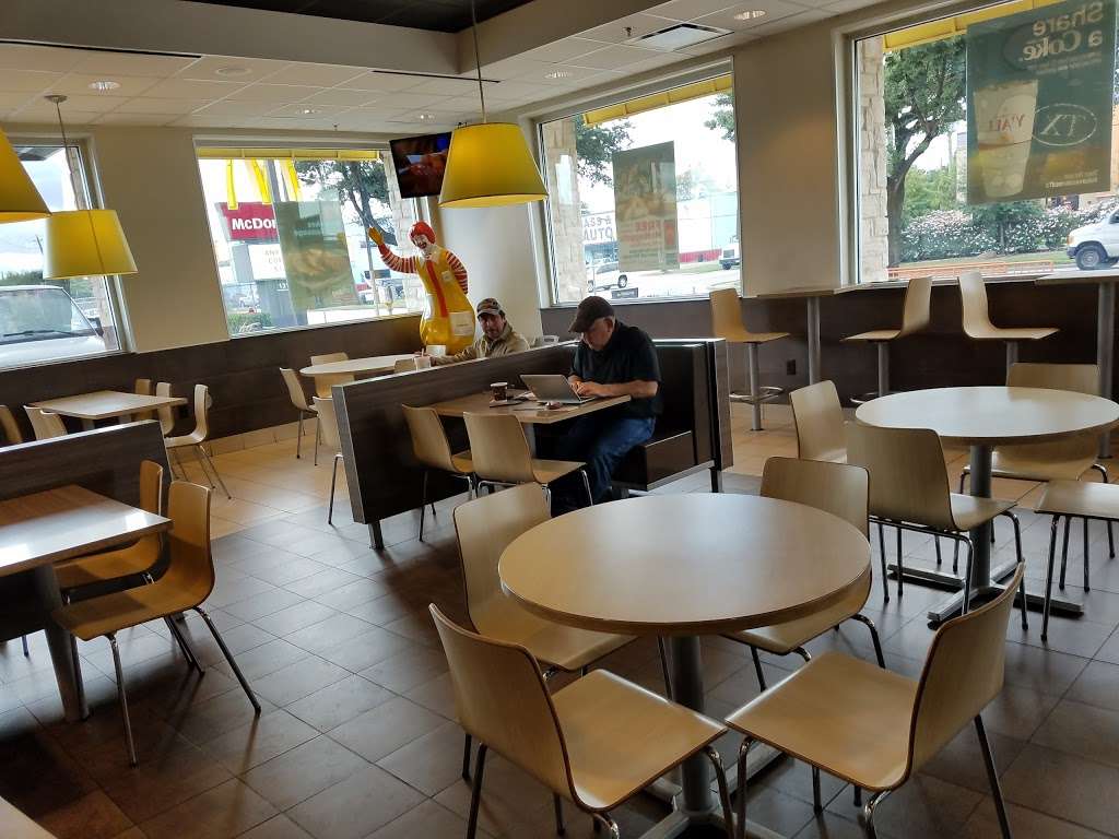 McDonalds | 131 Pasadena Blvd, Pasadena, TX 77506, USA | Phone: (713) 475-8809