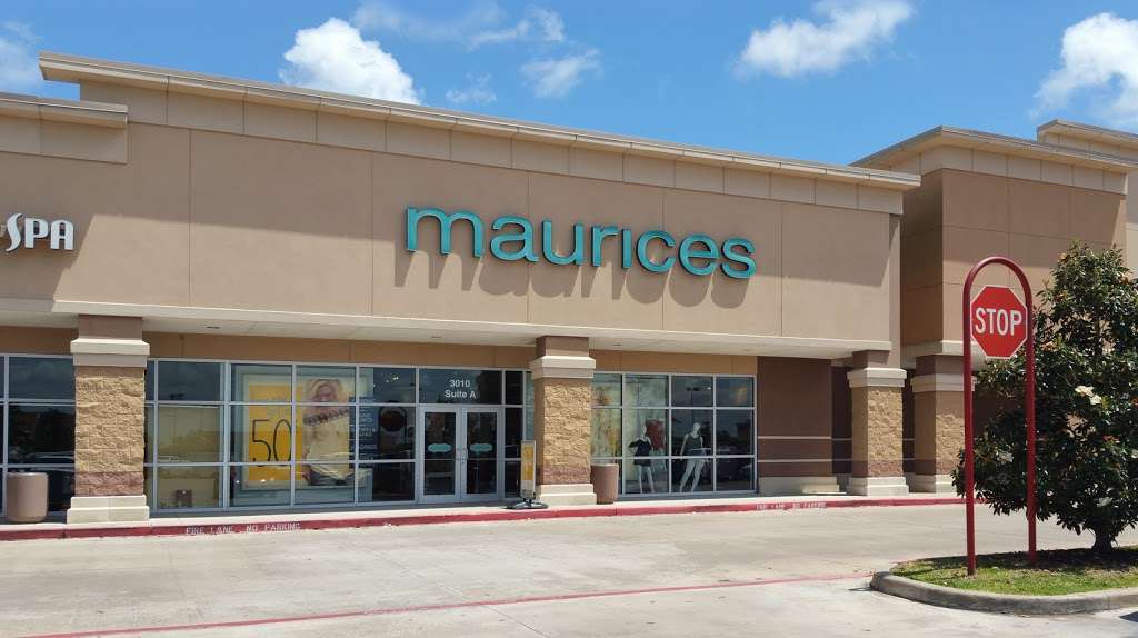 Maurices | 3010 Gulf Fwy S Suite A, Dickinson, TX 77539, USA | Phone: (281) 534-9026