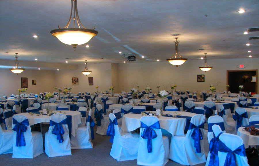 Corteses Banquet Hall - Filomenas Restaurant | 4439, 1300 Sheridan Rd, Kenosha, WI 53140 | Phone: (262) 553-9469