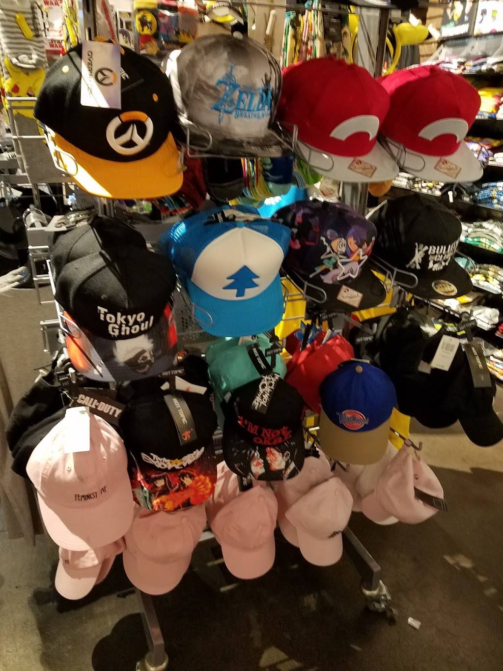 Hot Topic | 6623 Las Vegas Blvd S Unit 138, Las Vegas, NV 89119, USA | Phone: (702) 407-0495