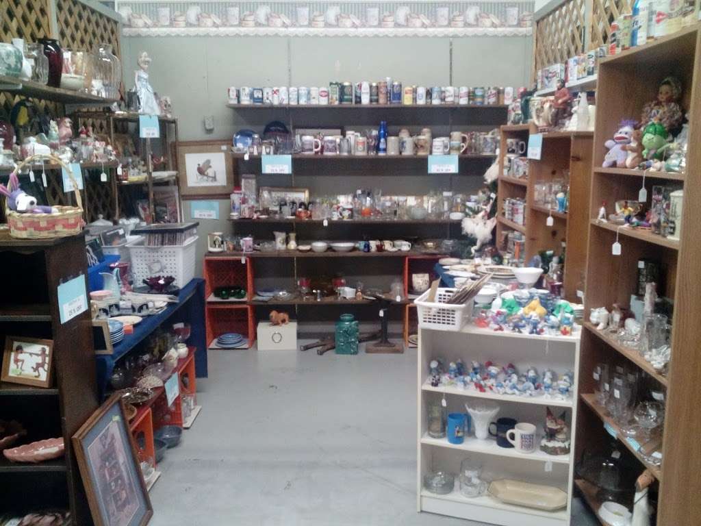 Countryside Antique Mall | 4889 US-52, Thorntown, IN 46071, USA | Phone: (765) 436-7200