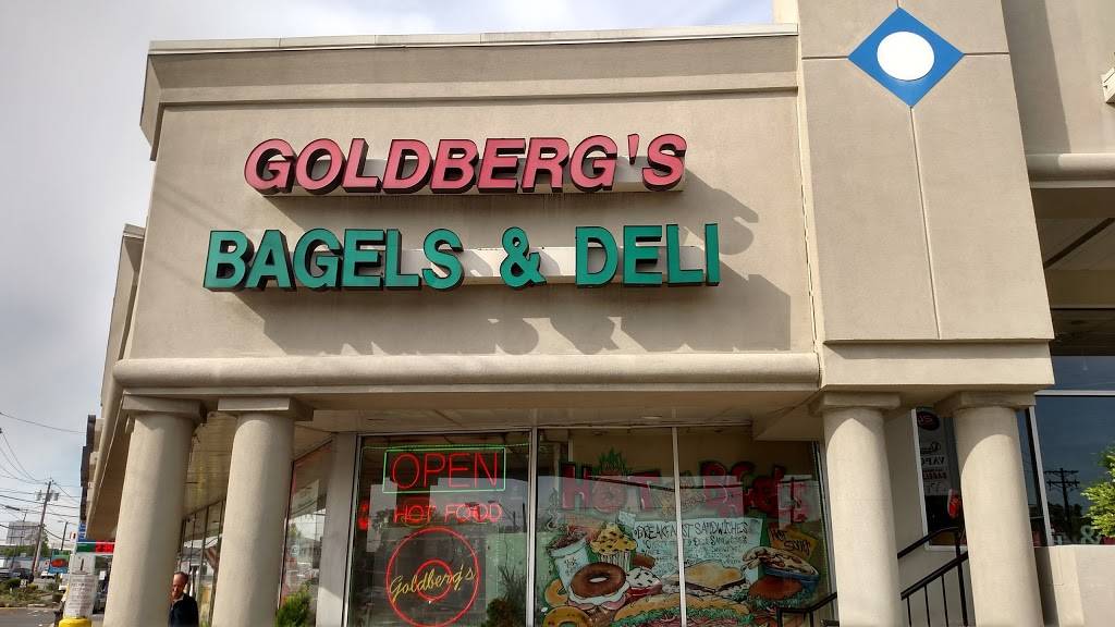 Goldbergs Bagels & Deli | 459 NJ-17 #6, Hasbrouck Heights, NJ 07604 | Phone: (201) 288-2131