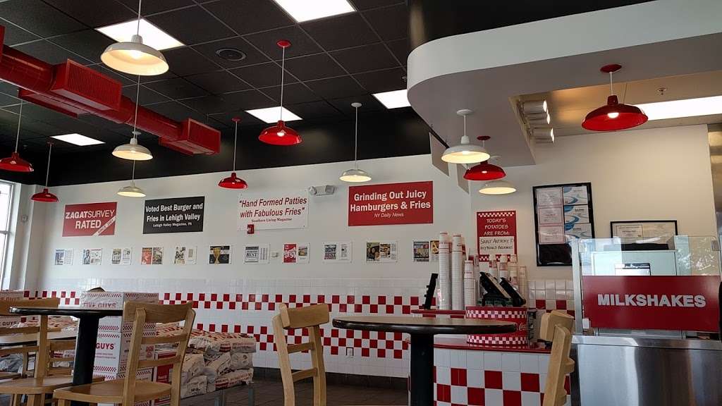 Five Guys | 75 Reaville Ave, Flemington, NJ 08822, USA | Phone: (908) 237-0783