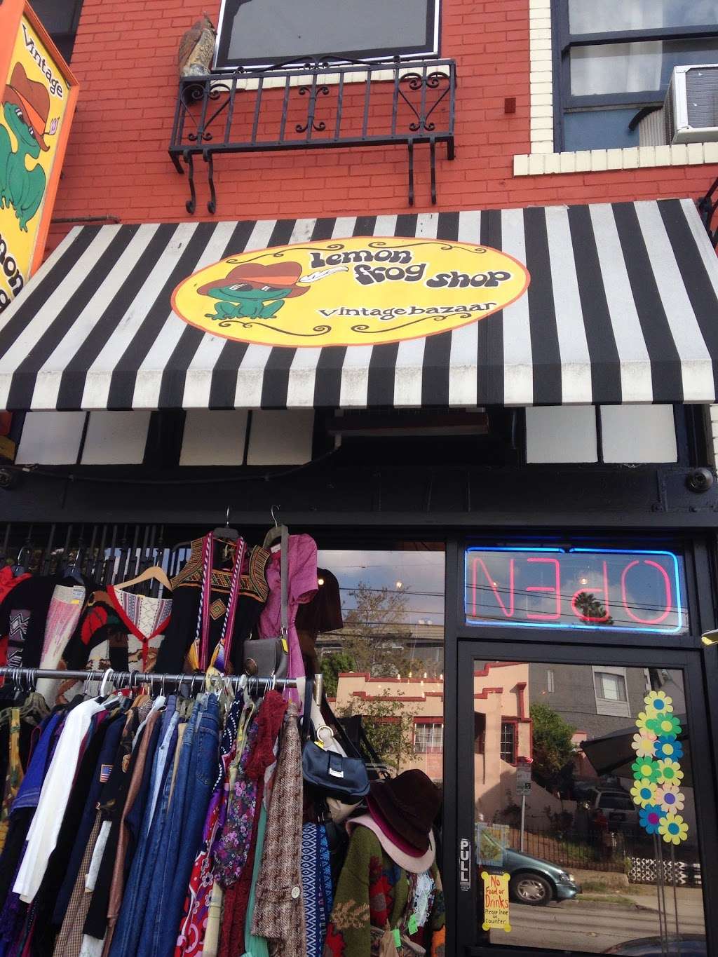 Lemon Frog Shop Vintage Bazaar | 1202 N Alvarado St, Los Angeles, CA 90026, USA | Phone: (213) 413-2143