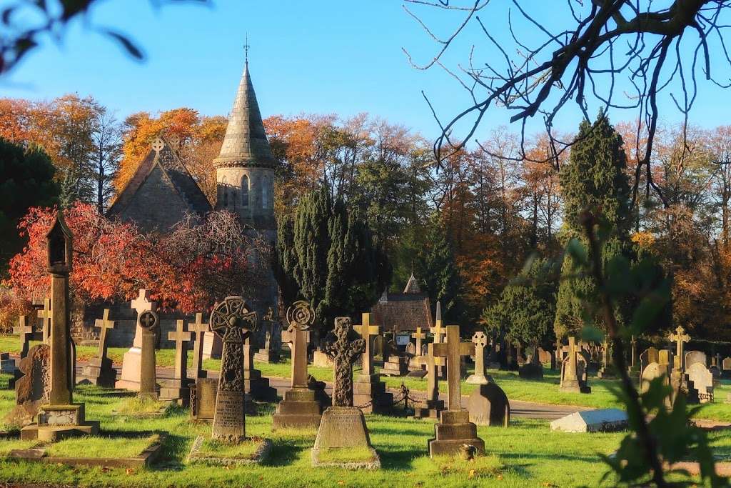 Epsom Cemetery | 87 Downs Rd, Epsom KT18 5JT, UK | Phone: 01372 732000