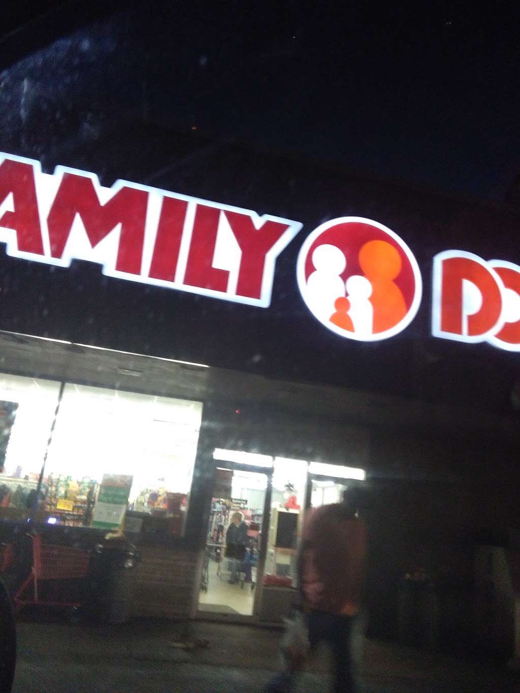 Family Dollar | 3704 S Sheffield Ave, Hammond, IN 46327, USA | Phone: (219) 937-3967