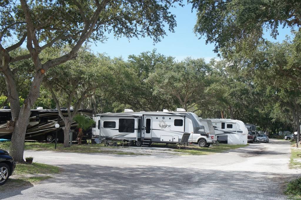 Fisherman’s Cove RV Resort | 100 61st St E, Palmetto, FL 34221, USA | Phone: (941) 729-3685