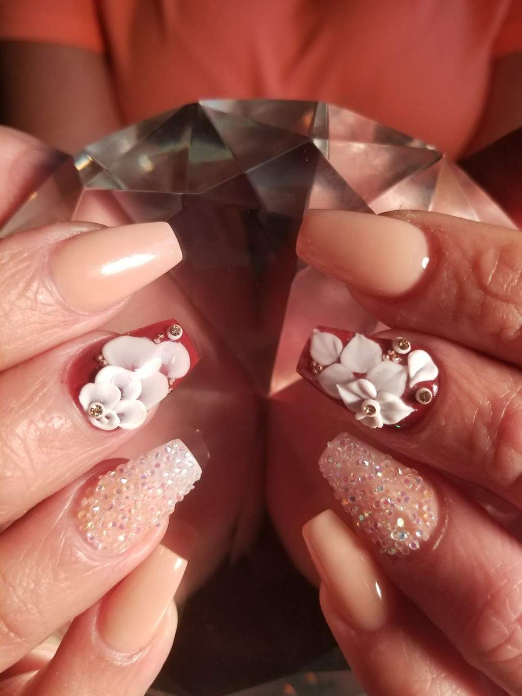 Crystal Nails & Spa | 4498 N Alafaya Trail #252, Orlando, FL 32826 | Phone: (407) 412-5924