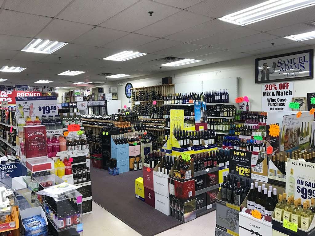 Michaels Fine Wines & Liquors | 411 Waverley Oaks Rd # 111, Waltham, MA 02452 | Phone: (781) 893-2011