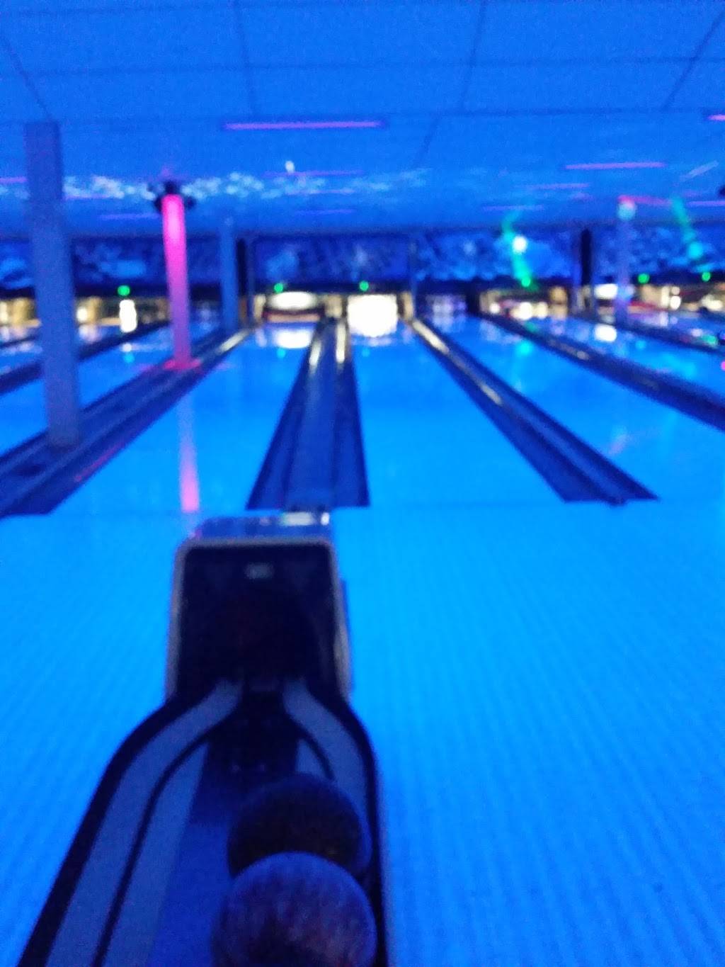 Perry Park Lanes | 9600 Perry Hwy, Pittsburgh, PA 15237, USA | Phone: (412) 366-4800