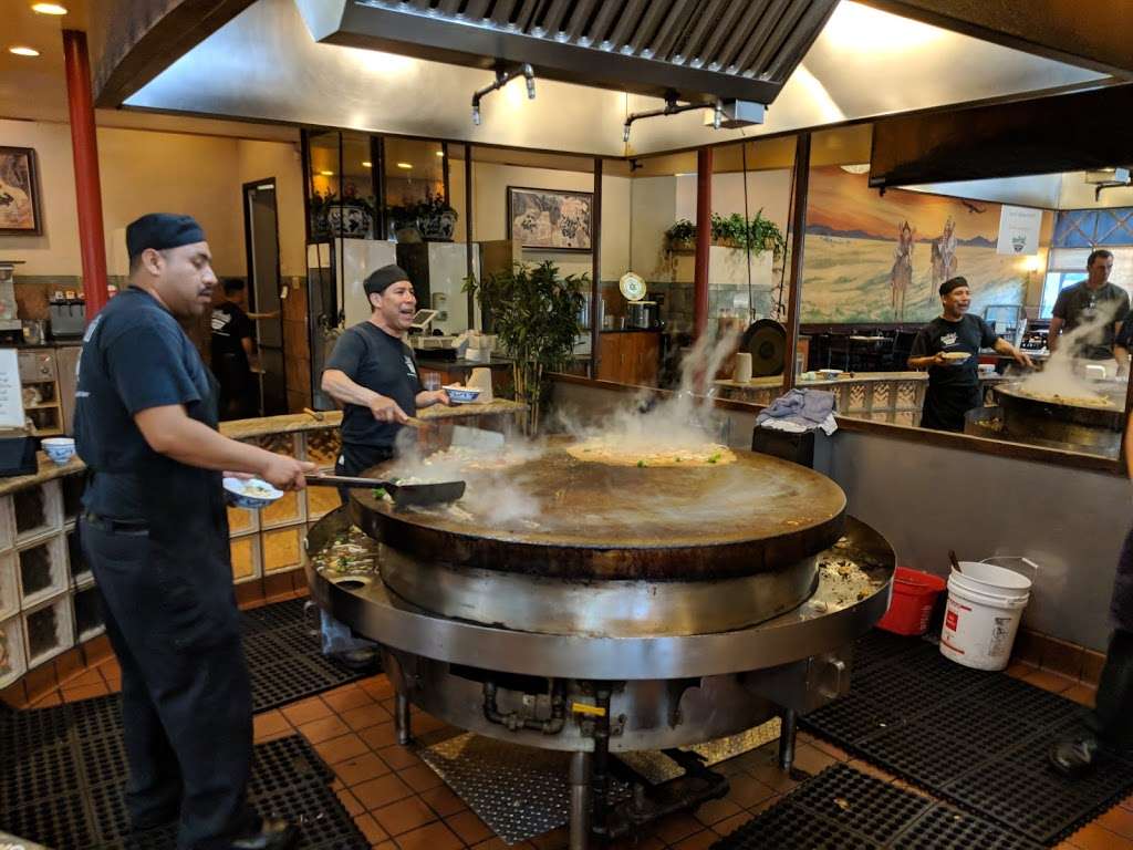 Stir Fresh Mongolian Grill | 17120 Bernardo Center Dr, San Diego, CA 92128, USA | Phone: (858) 385-0020