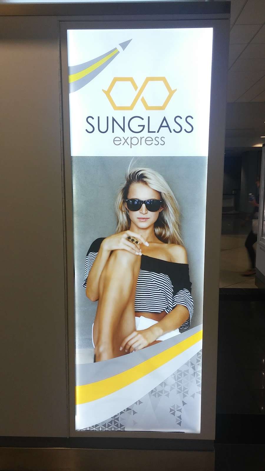 Summit Shades | Concourse A, 8500 Pena Blvd, Denver, CO 80249, USA | Phone: (303) 342-6309