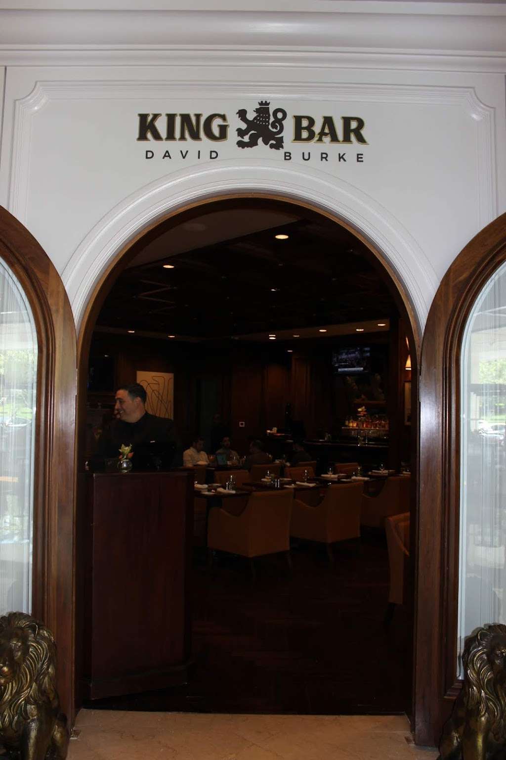 King Bar by David Burke | 45 7th St, Garden City, NY 11530, USA | Phone: (516) 877-9385