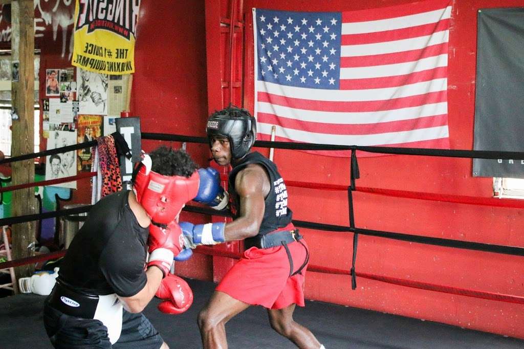 Winter Haven Boxing Gym | 2510 Avenue G NW, Winter Haven, FL 33880, USA | Phone: (863) 207-7460