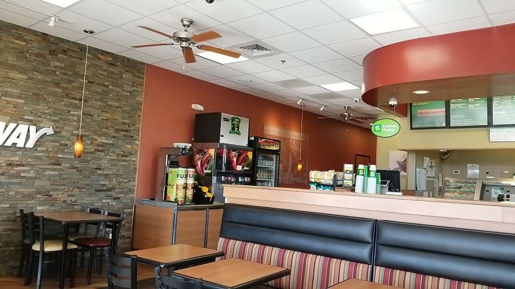 Subway Restaurants | Belle Creek Corner Shops, 10401 Belle Creek Blvd #108, Henderson, CO 80640, USA | Phone: (303) 288-4328