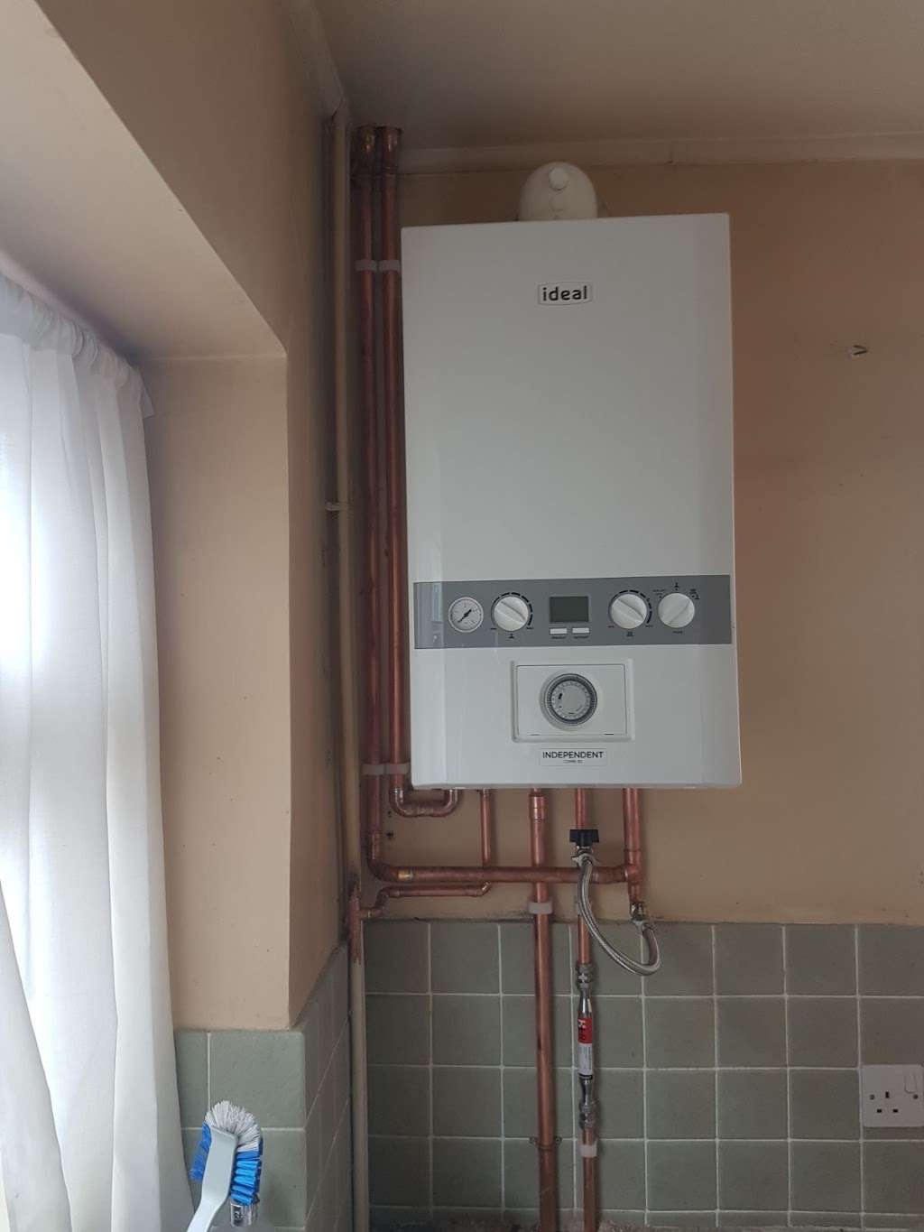 Aspire Plumbing and Heating Service Ltd | 14 Albert Rd, Warlingham CR6 9EP, UK | Phone: 01883 626870