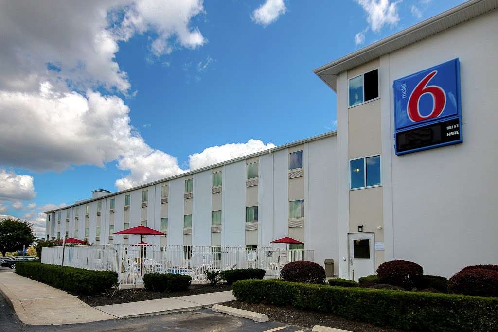 Motel 6 Philadelphia - King Of Prussia | 815 W Dekalb Pike, King of Prussia, PA 19406 | Phone: (610) 265-7200