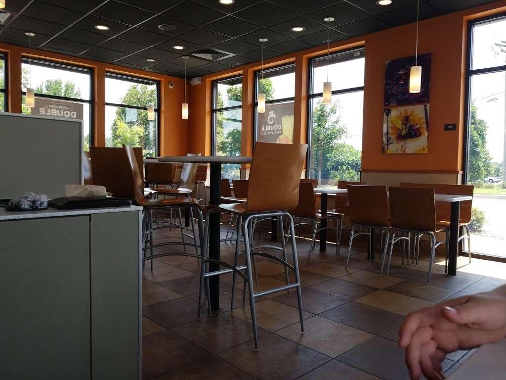 Taco Bell | 2517 Cuthbertson Rd, Waxhaw, NC 28173, USA | Phone: (704) 243-0548