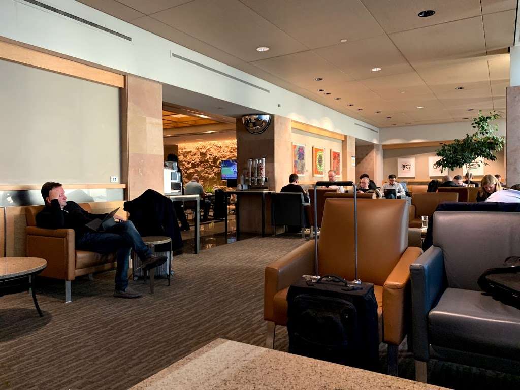 Admirals Club, Terminal A | 2040 International Pkwy, Irving, TX 75063, USA | Phone: (800) 433-7300