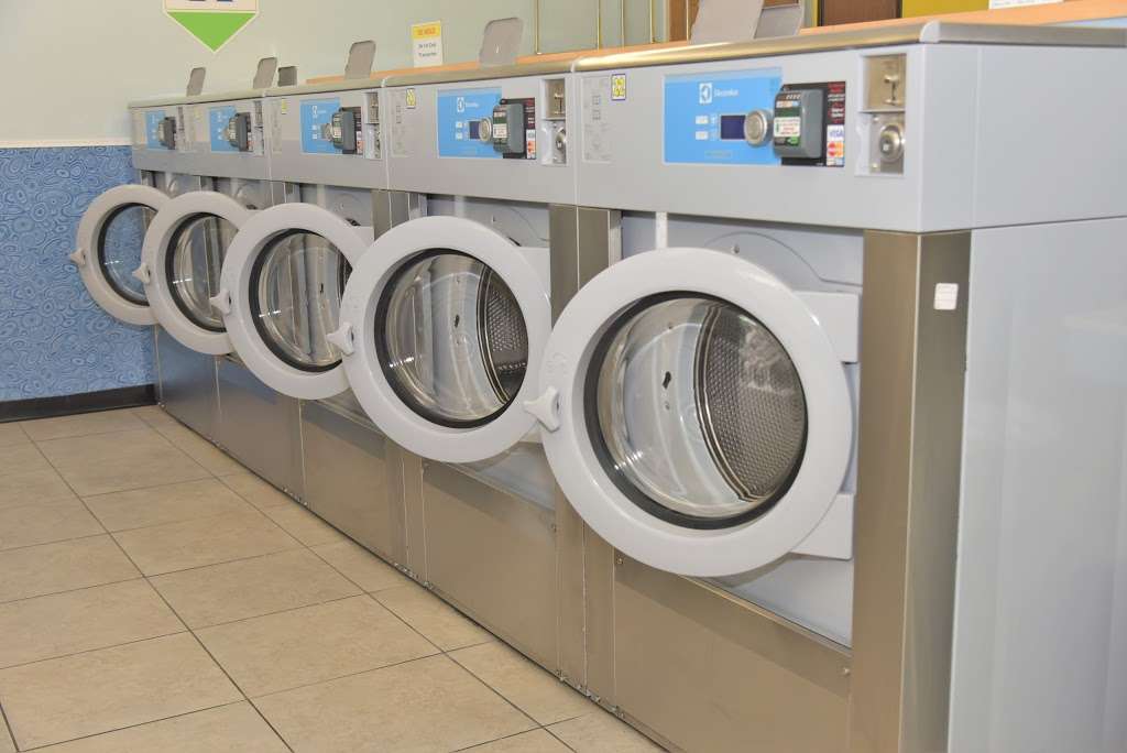 Neighborhood Wash Laundromat | 3308 W 135th St, Hawthorne, CA 90250, USA | Phone: (424) 456-4511