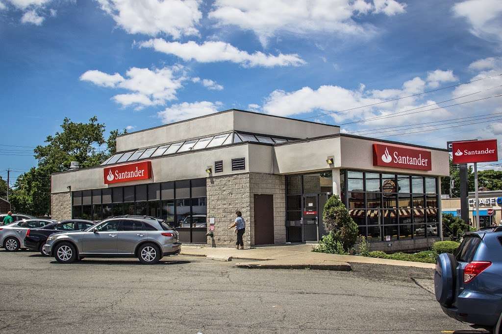 Santander Bank | 1460 Forest Ave, Staten Island, NY 10302, USA | Phone: (718) 447-0294
