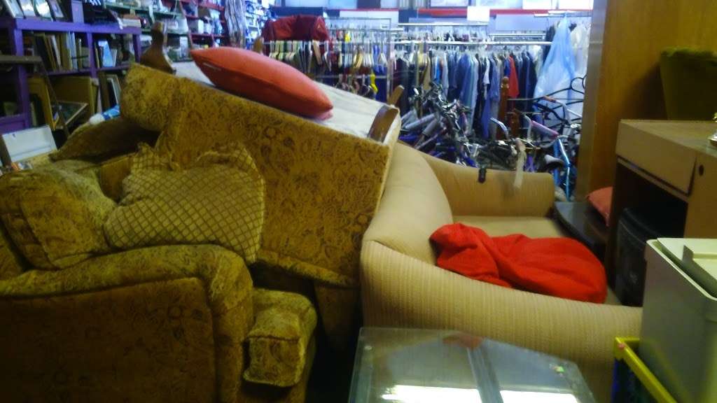 Re:Live Thrift | 24871 Redlands Blvd, Loma Linda, CA 92354, USA | Phone: (909) 796-4400